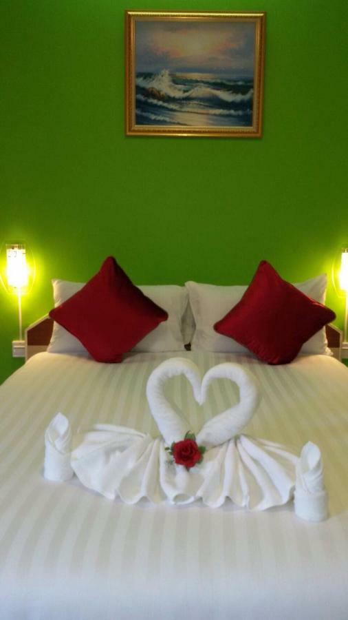 Tong Chang Resort Chumphon Esterno foto